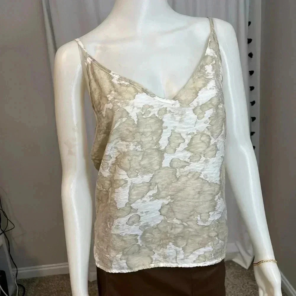 LACAUSA Tan & Cream Watercolor Print Spaghetti Strap Lightweight V-Neck Tank Top